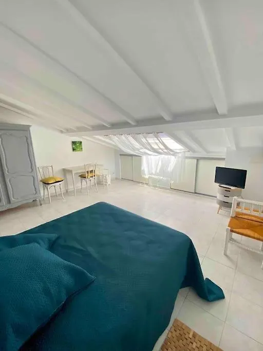 Apartment Superbe Appartement Atypique Centre Historique Frejus